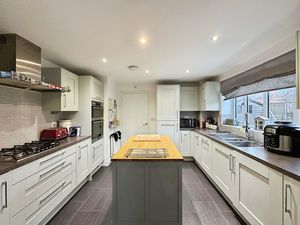 Photo 15- click for photo gallery